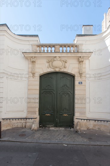 16 rue Seguier, Henri Michaux y vécut