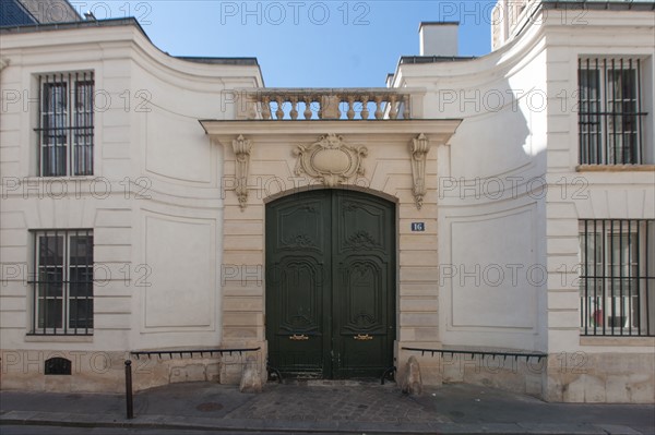 16 rue Seguier, Henri Michaux y vécut