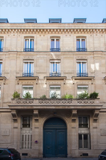 Building where lived Alphonse Daudet's family