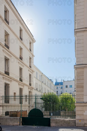 8e Arrondissement, 1Rue Lord Byron