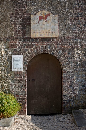 Beaumont-en-Auge, Normandie, prieure