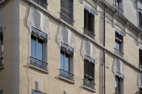 Lyon, façades à la Croix-Rousse