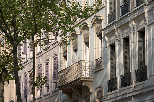 Lyon, facades a la Croix-Rousse