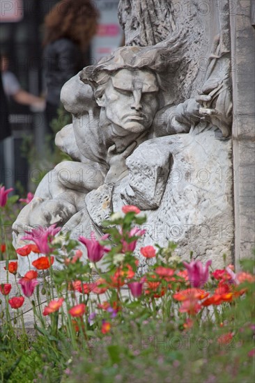 Lyon, sculpture Le Rhone et la Saone