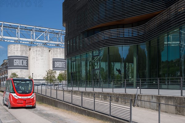 Lyon, quartier Confluence, navette autonome Navly