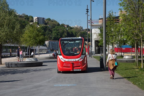 Lyon, quartier Confluence, navette autonome Navly