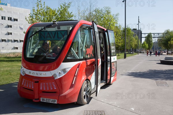 Lyon, quartier Confluence, navette autonome Navly