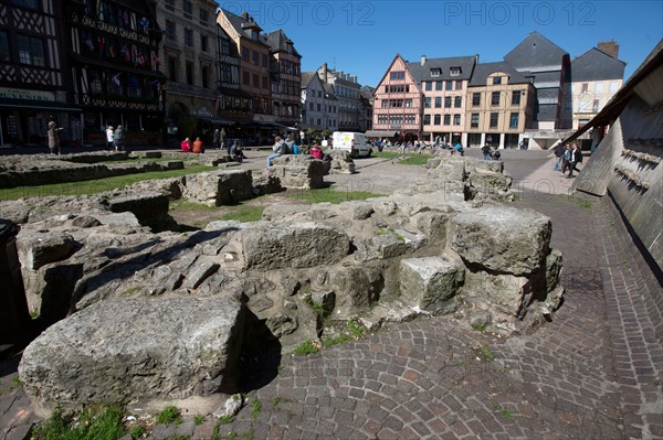 Rouen, Place du Vieux Marche