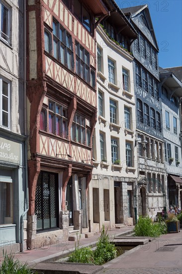 Rouen, Rue Eau-de-Robec