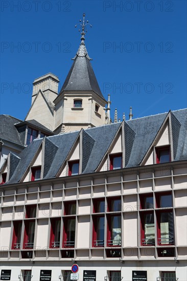 Rouen, Hôtel de Bourgtheroulde