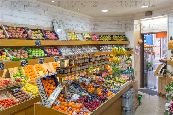 Magasin de fruits et légumes