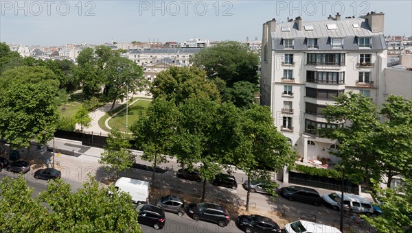 Paris, vue sur le 45 boulevard des Invalides