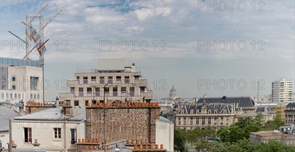 Paris, vue sur la mairie du 13e arrondissement