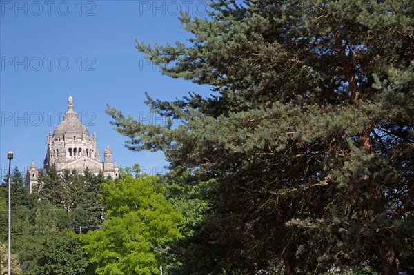 Basilique Sainte-Thérèse de Lisieux