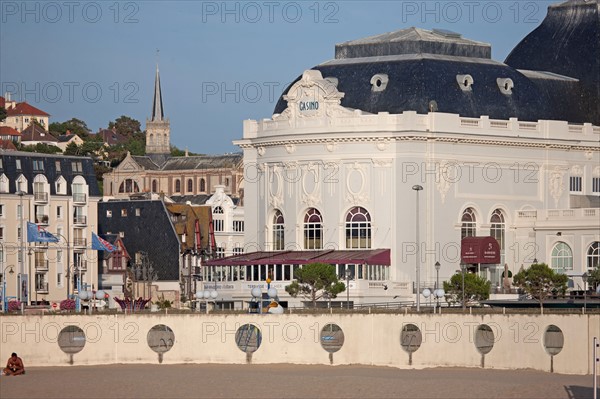 Trouville sur Mer, Casino et cures marines