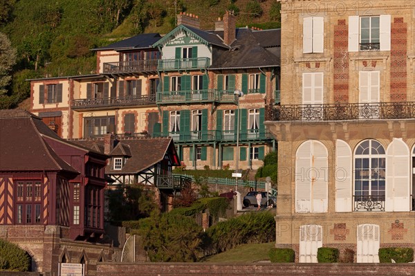 Trouville sur Mer, villas du front de mer