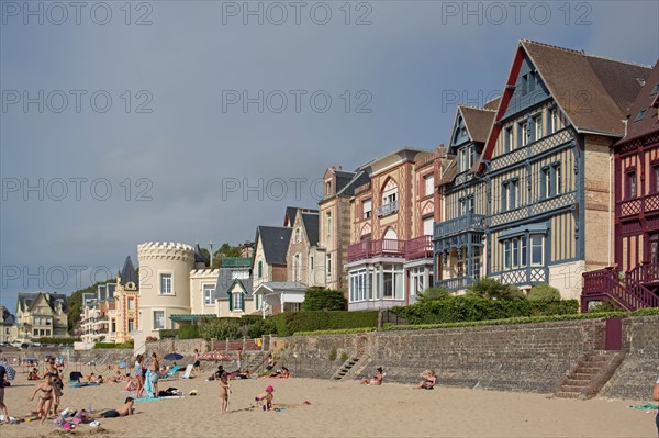 Trouville sur Mer, villas du front de mer