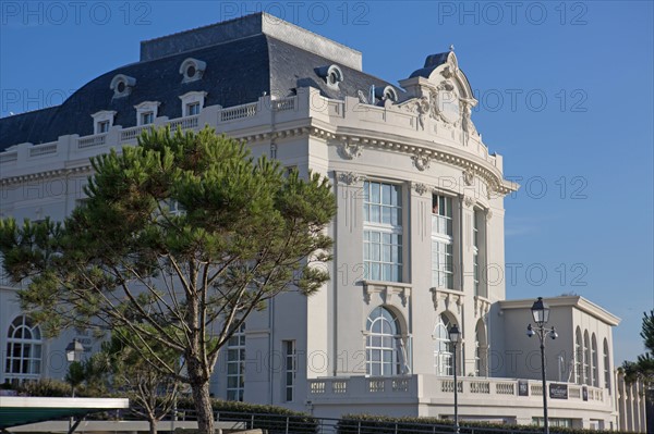 Trouville sur Mer, Casino et cures marines