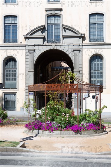 Lyon, kiosque sur le Quai Jean Moulin