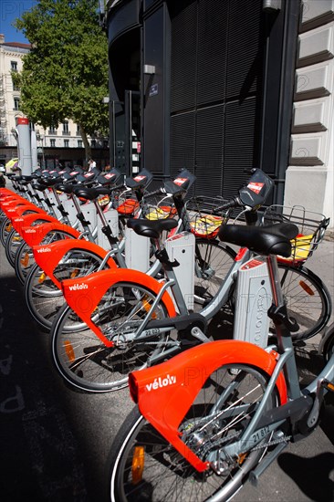 Lyon, Velov' self service bikes