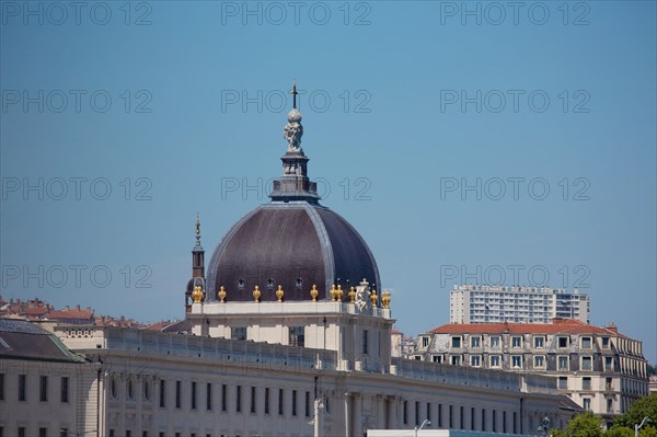 Lyon, dôme de l'Hôtel Dieu