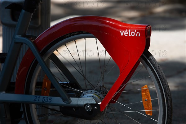 Lyon, Velov' self service bikes