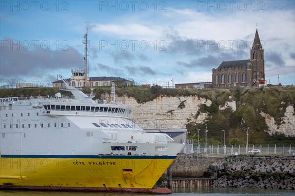 Dieppe, ferry Seven Sisters of Transmanche Ferries