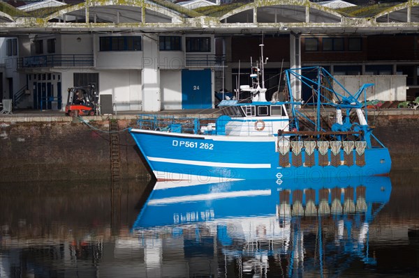 Dieppe, fishing boat and open outcry,
