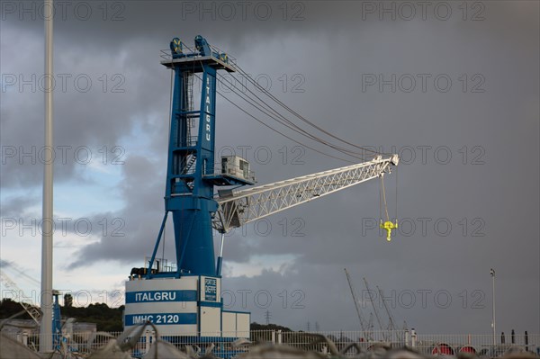 Dieppe, grue Italgru,