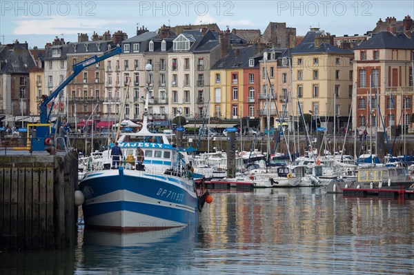 Dieppe, port depuis le Quai du Carénage