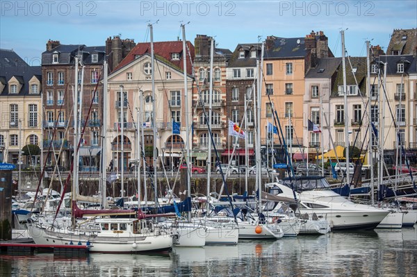 Dieppe, port depuis le Quai du Carénage