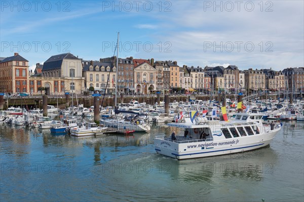 Dieppe, port depuis le Quai du Carénage