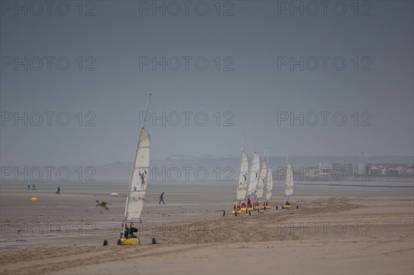 Le Touquet Paris Plage, char à voile sur la plage