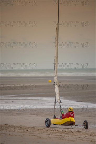 Le Touquet Paris Plage, char à voile sur la plage