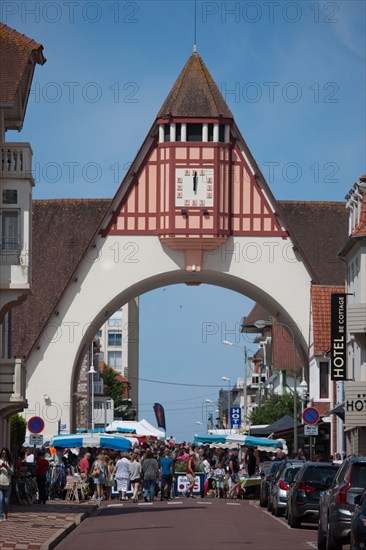 Le Touquet Paris Plage, covered market