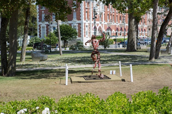 Le Touquet Paris Plage, Avenue des Phares and Avenue du Verger