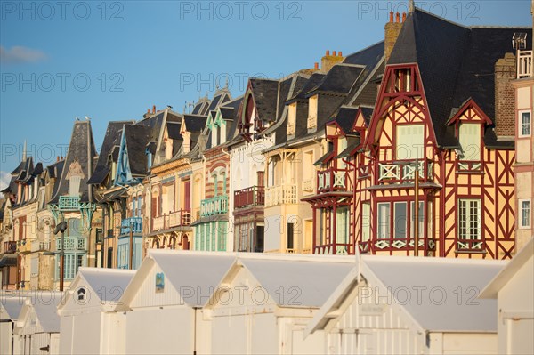 Mers les Bains, front de mer