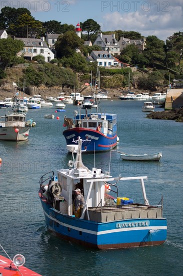 Clohars Carnoët, ria et port de Doëlan, bateaux de pêche