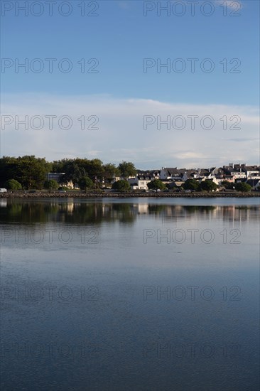 Lorient, Boulevard du Scorff, pedestrian and bicycle walk