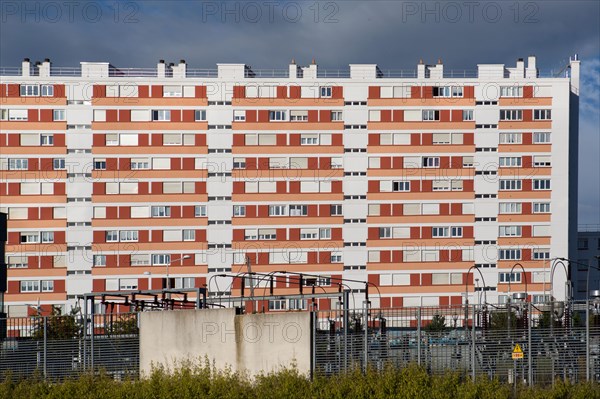 Lorient, Rue Straed Louis Guiguen, centrale électrique