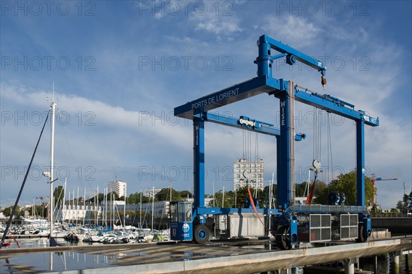 Lorient, port, lake