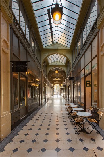 Paris, Galerie de la Madeleine