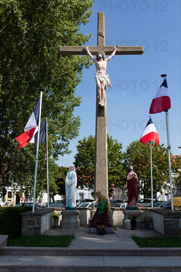 Etaples-sur-Mer, Monument aux Morts