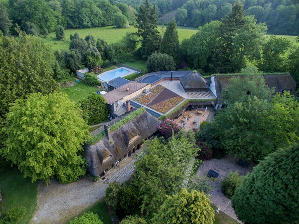 Campigny, hotel restaurant Le Petit Coq aux Champs