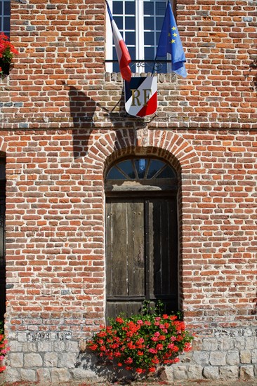 Campigny, hotel restaurant Le Petit Coq aux Champs