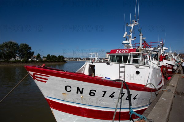 Trouville-sur-Mer (Calvados), docked trawler