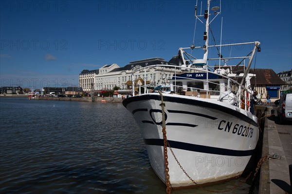 Trouville-sur-Mer (Calvados), docked trawler