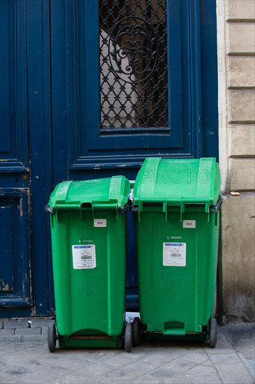 Paris, dustbins in front of a building