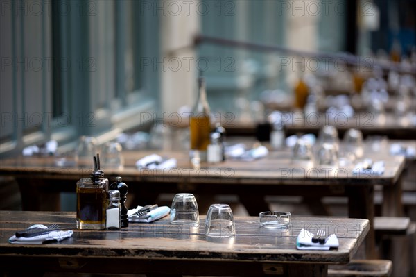 Paris, terrasse de restaurant