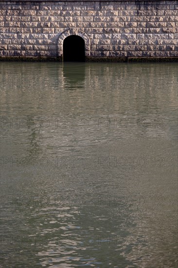 Paris, Seine riverbanks